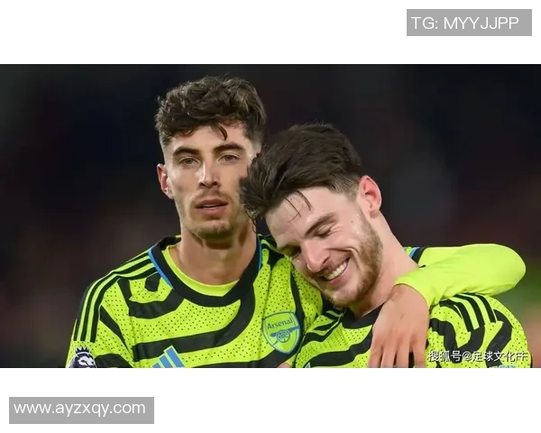 哈弗茨与足球球星情侣的甜蜜爱情故事揭秘背后不为人知的点滴