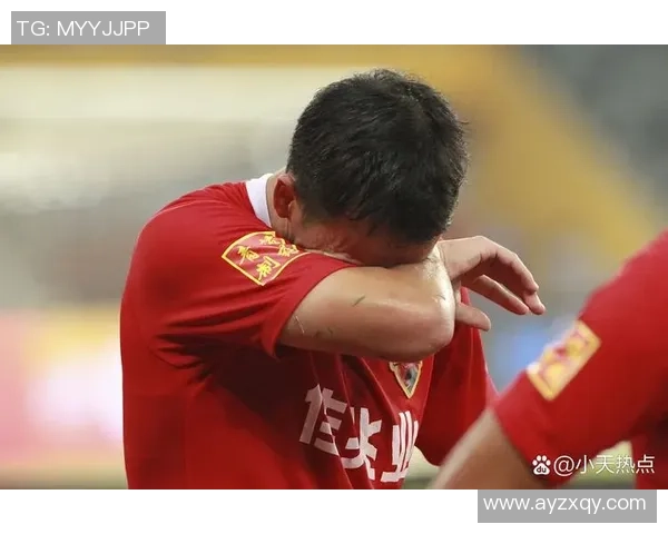 最具争议的足球球星那些虚伪言辞背后隐藏的真相与伪装